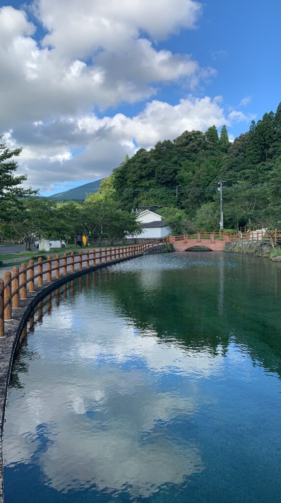 丸池湧水