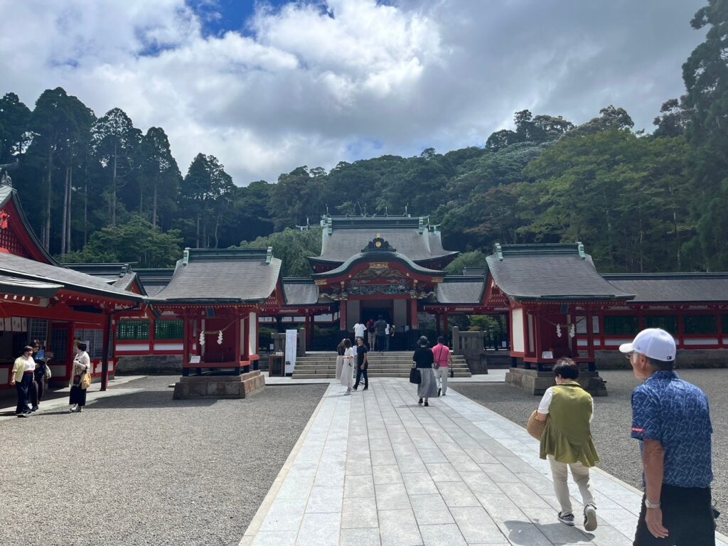 霧島神宮本殿