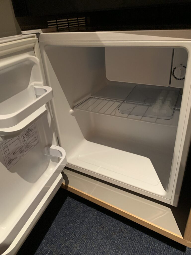 アマネク別府ゆらりスーペリアキング冷蔵庫