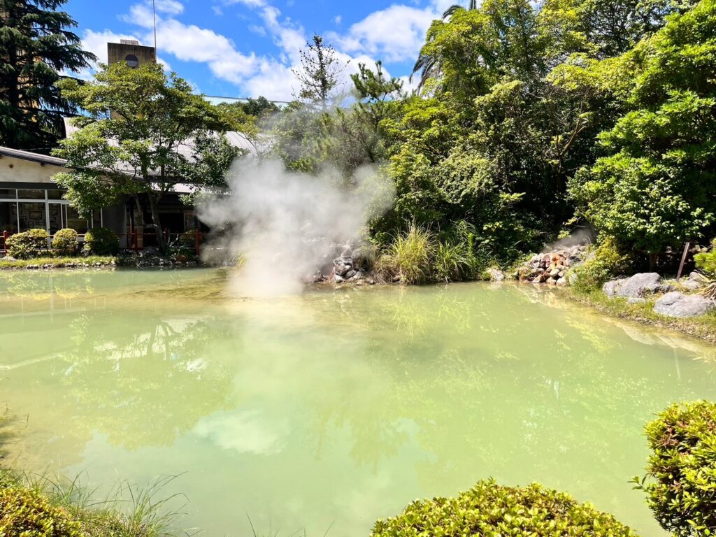 白池地獄