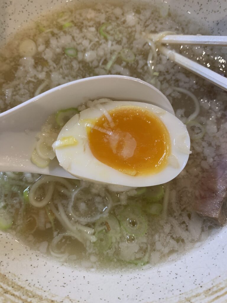 麺屋真 純粋とんこつ（塩）味玉