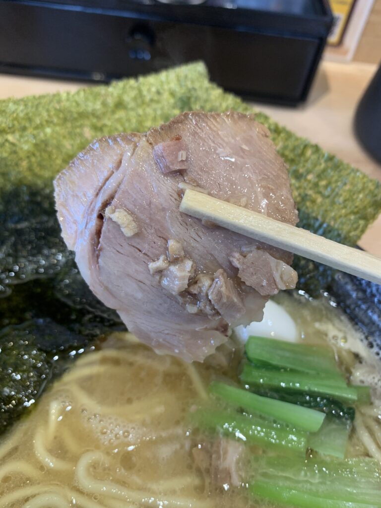 豚骨醬油ラーメン（IEKEI OSAKI）チャーシュー