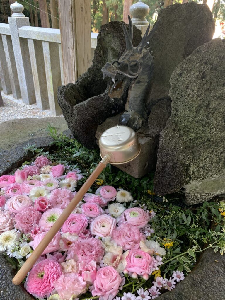 龍口神社手水舎