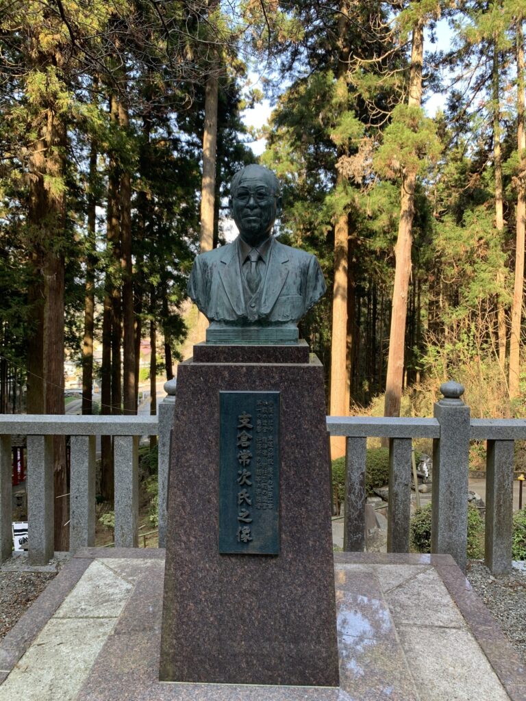 龍口神社支倉常次像