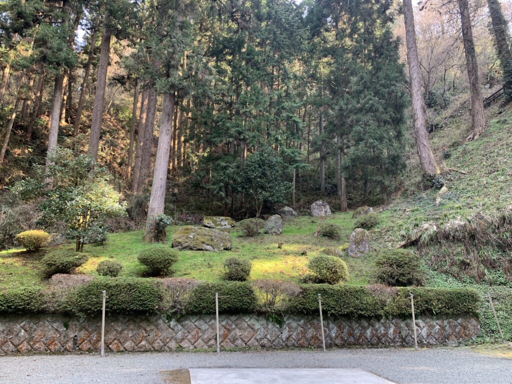 龍口神社境内