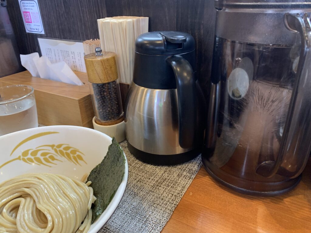 麵ゆるり卓上