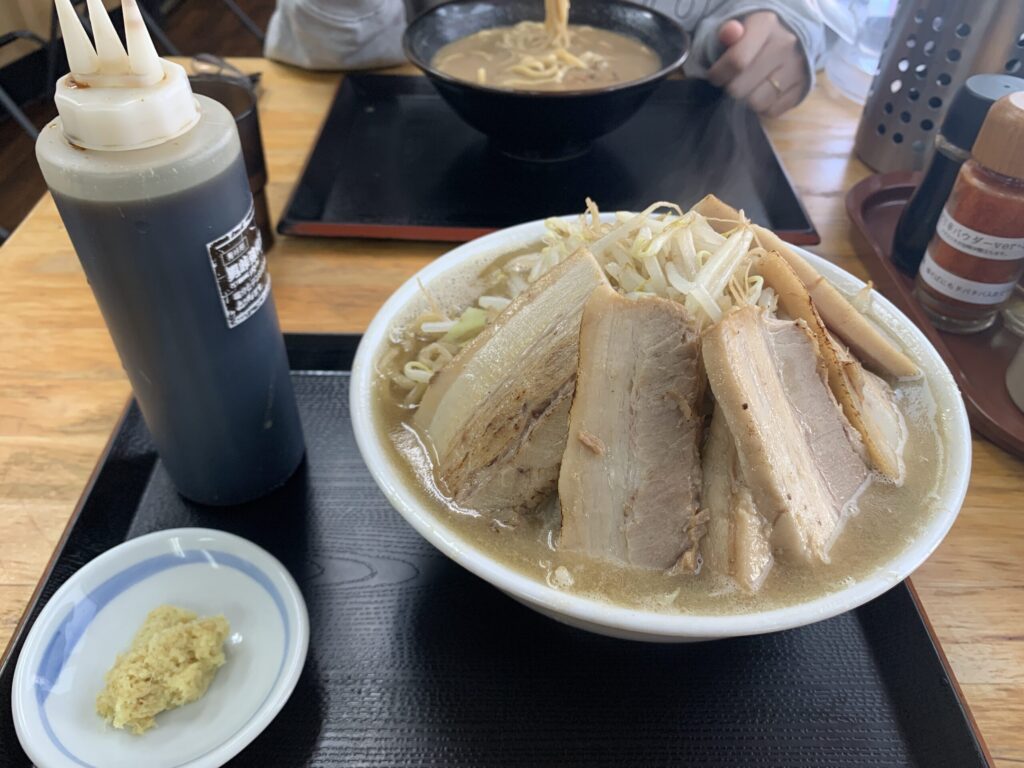魔界ラーメン月光男峠肉6枚