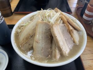 仙台で二郎系を食べるならココ！魔界ラーメン月光「男峠」実食レポート