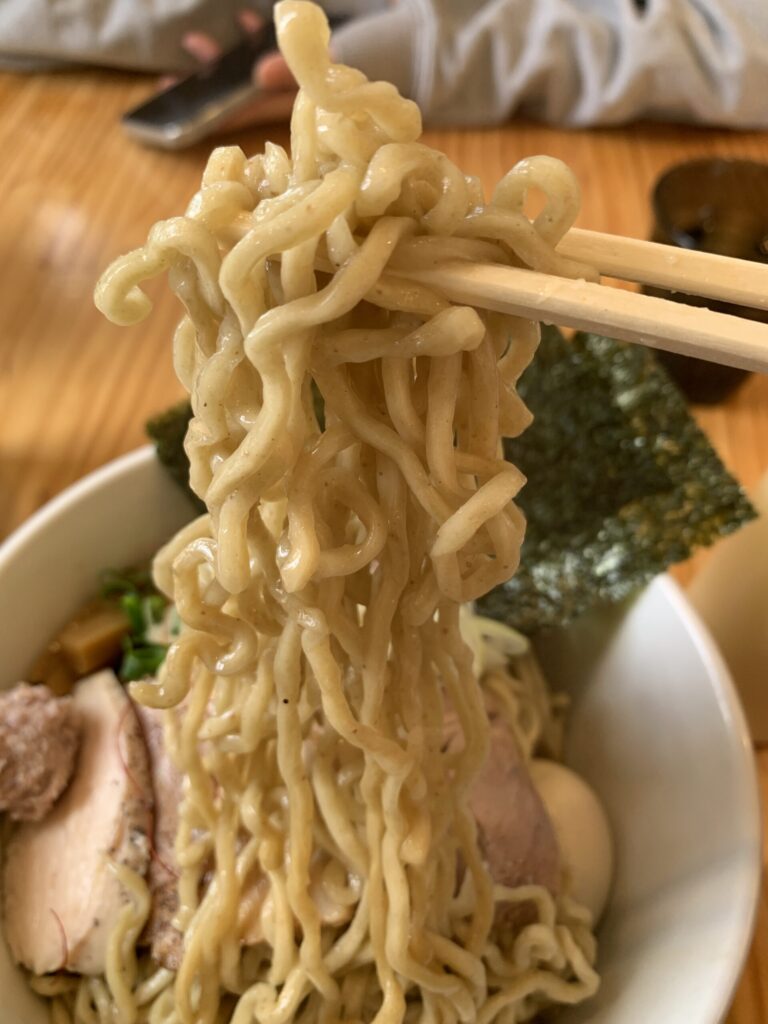 らぁ麺09。特製蟹油そば特盛麺