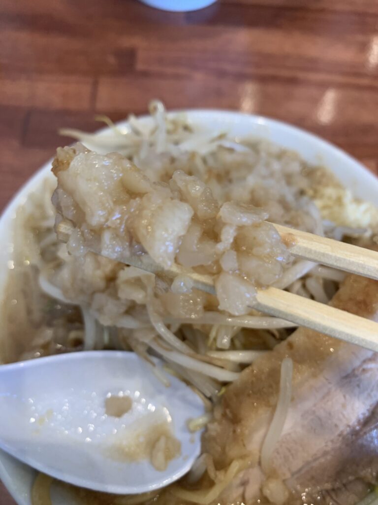 ヤマロク上杉直営店ラーメンアブラ