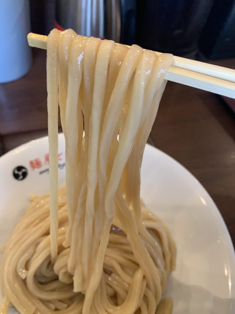 とがしの濃厚つけ麺白(海老)麺