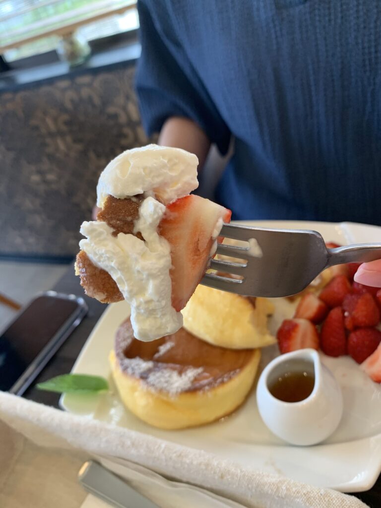 Pomona38季節のパンケーキ（いちご）