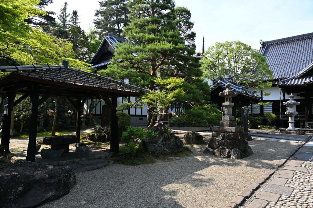 輪王寺本堂