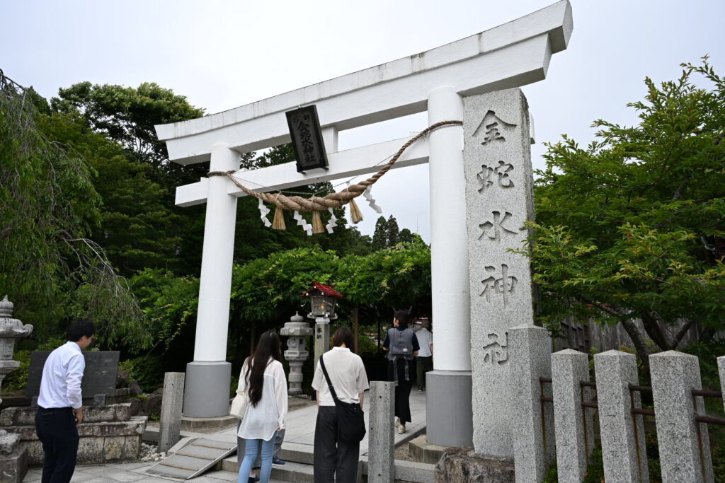 金蛇水神社 鳥居