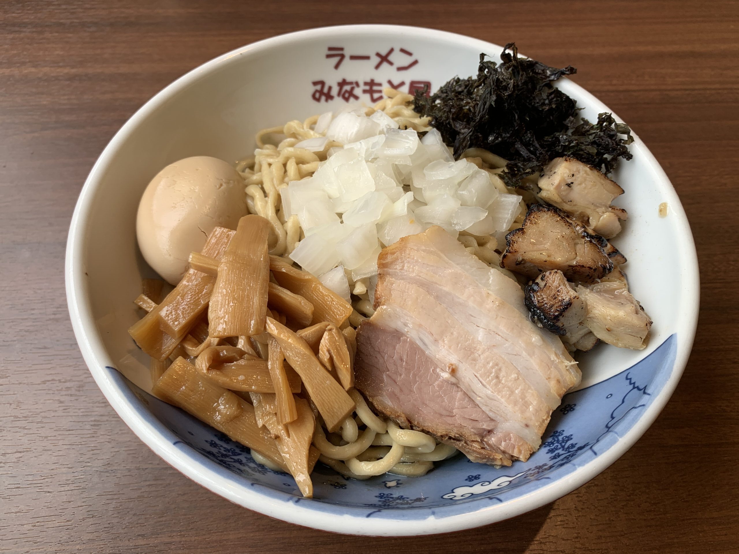 みなもと煮干油そば