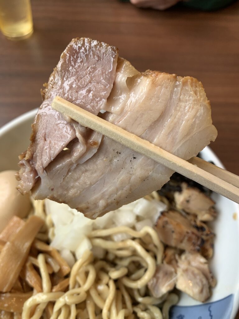 みなもと煮干油そば 豚チャーシュー