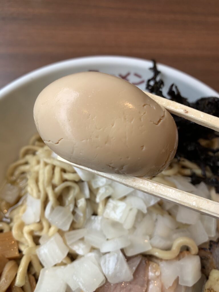 みなもと煮干油そば 味玉