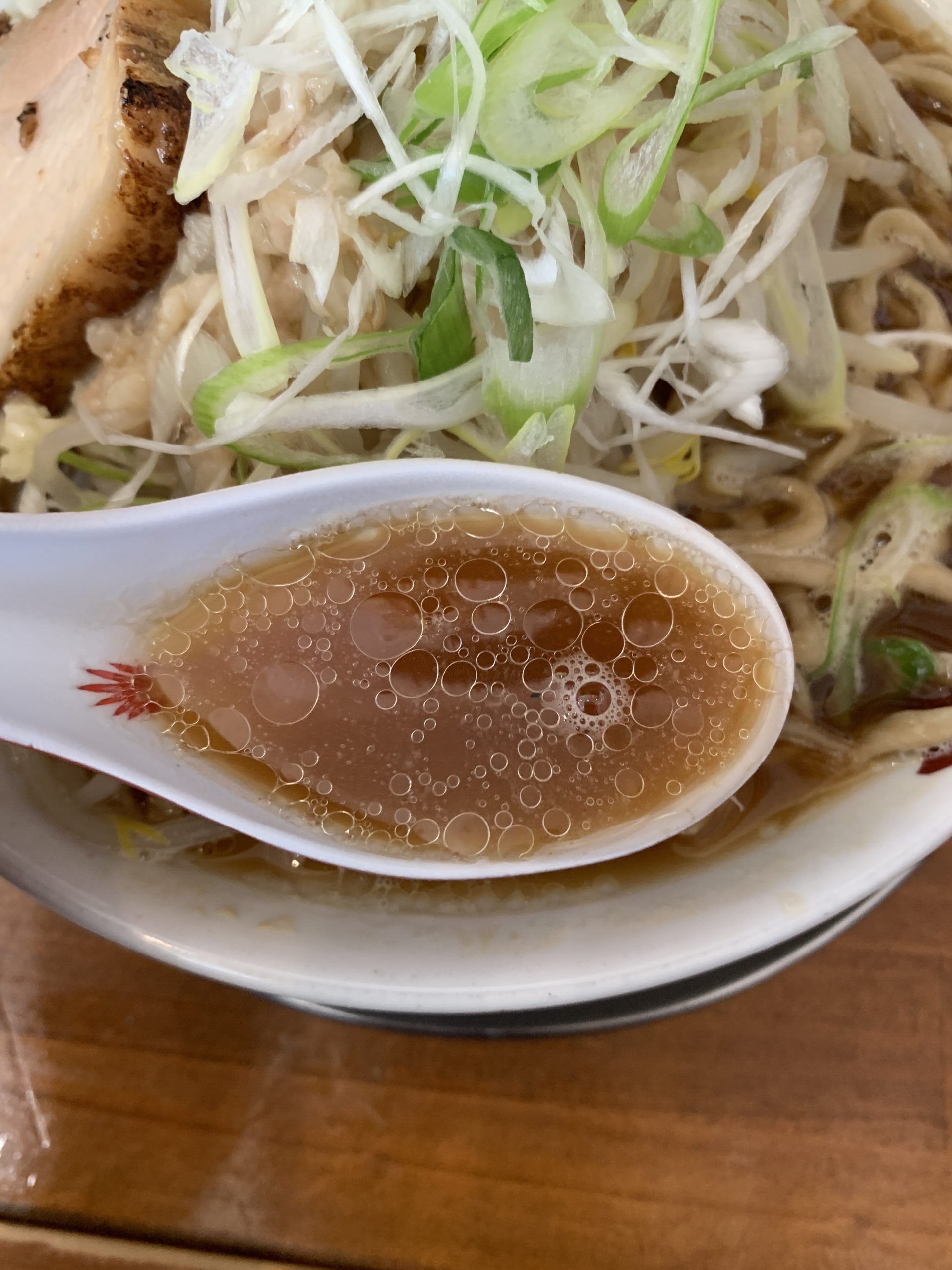 ラーメン金子 ラーメン スープ