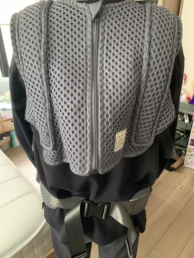 べべスワン BT VEST BABY CARRIER 装着