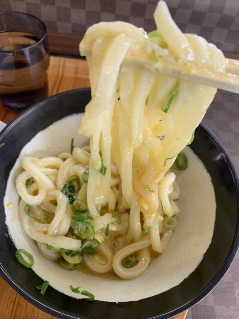 山越うどんかまたま